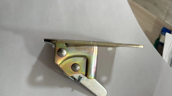 Accessoires de coffrage en acier, pinces rapides, pinces à ressorts pour coffrage 75 * 105 * 3,5 mm