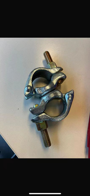 Clampe à poutre pivotante avec taille de fil variable et revêtement électroplaqué résistant à la corrosion