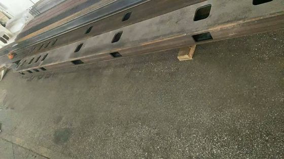 Tuyau sans soudure en acier au carbone galvanisé pour la construction avec services de coupe, soudure et cintrage